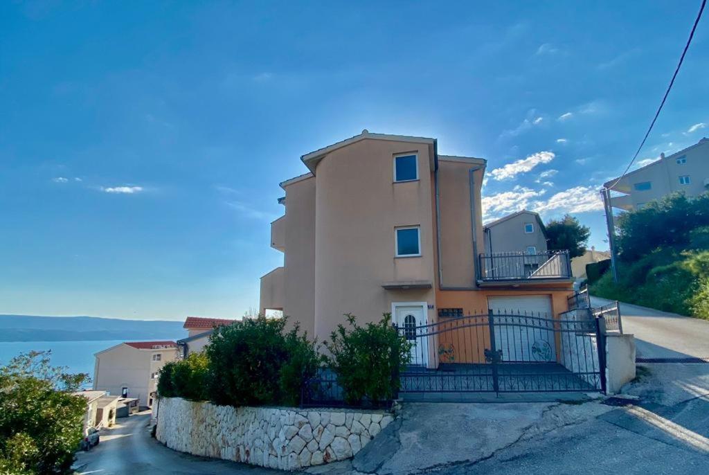 Panorama Apartment Jakov Omis Luaran gambar