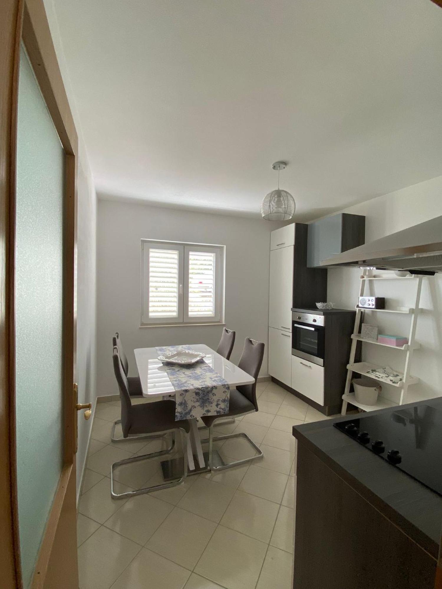 Panorama Apartment Jakov Omis Luaran gambar